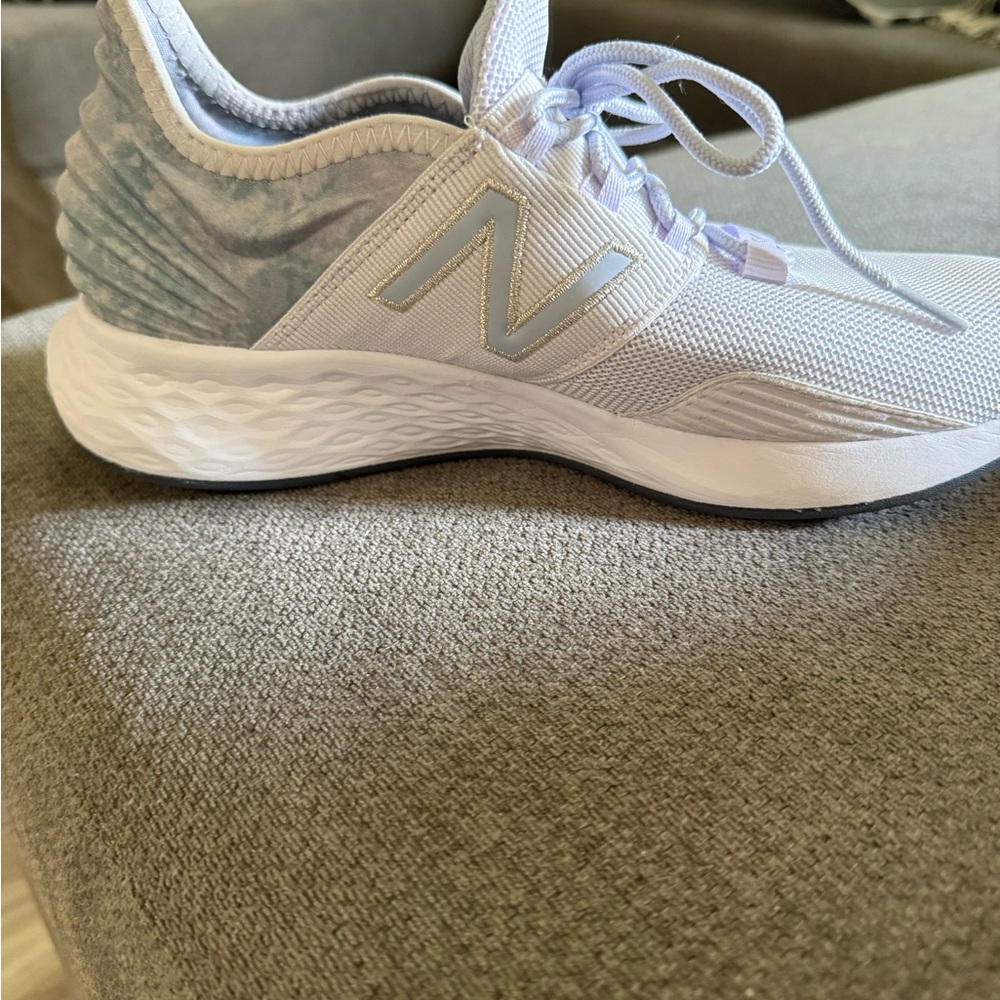 New Balance Women's Gray and White Athletic Shoes